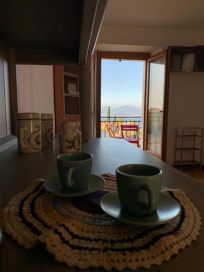 Casa Lisetta, 3-Room Apartment With Lake View Torri Del Benaco Eksteriør billede