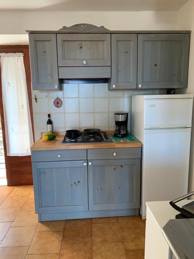 Casa Lisetta, 3-Room Apartment With Lake View Torri Del Benaco Eksteriør billede